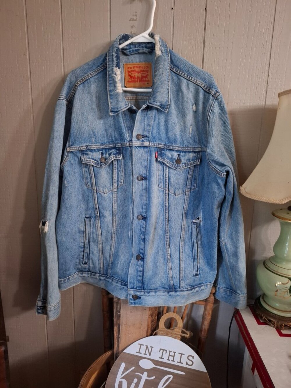 Vintage Levi's XL Distressed Denim Trucker Jean Jacket